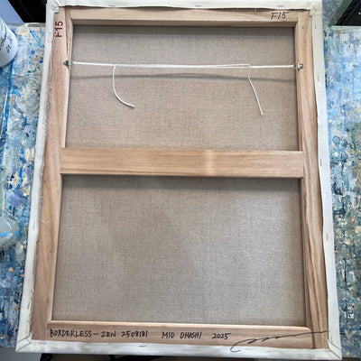 BORDERLESS - ZEN 2508181