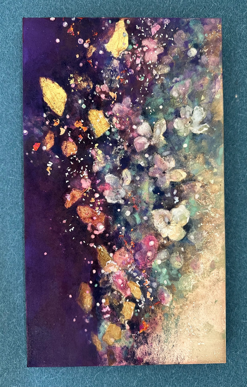華